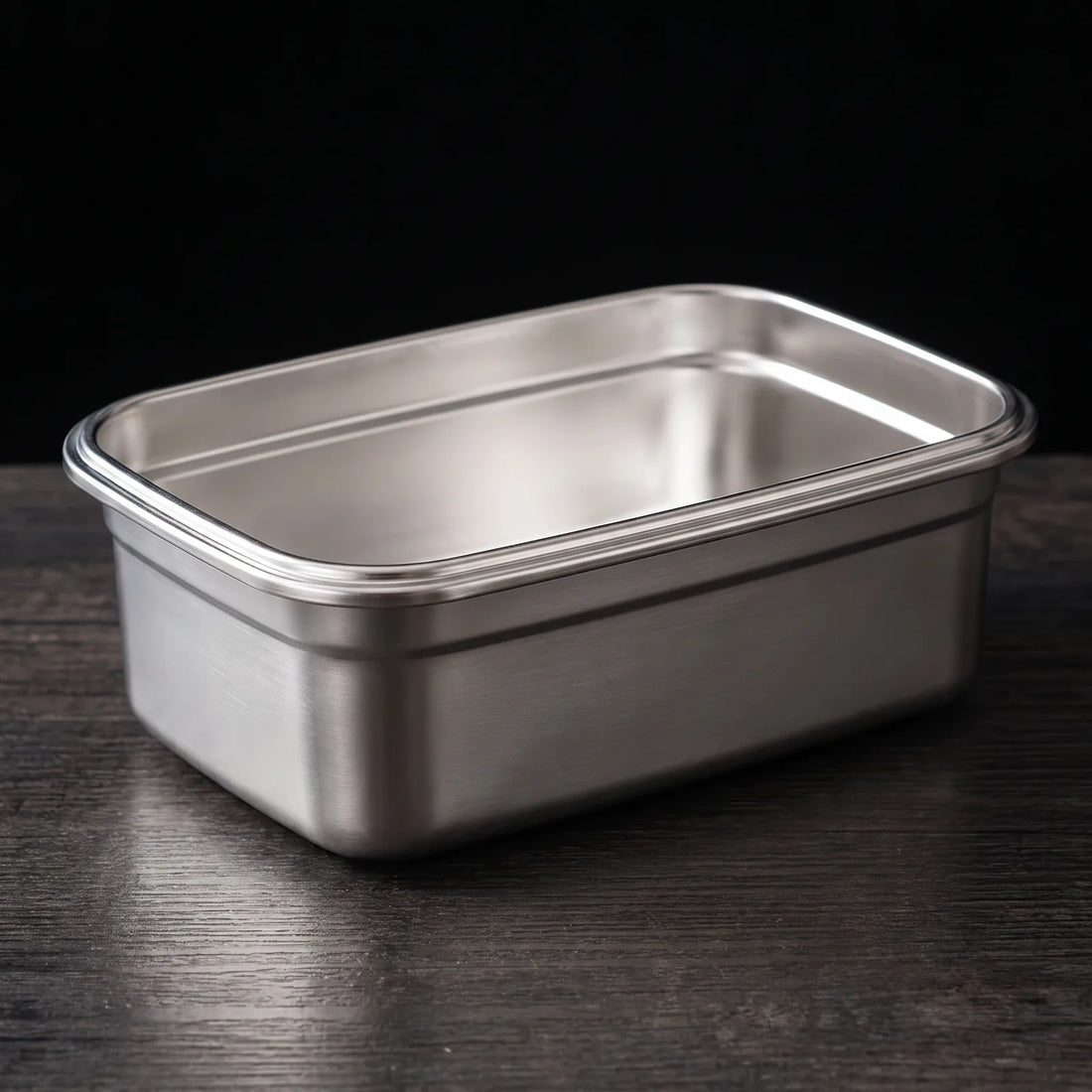 The 304 stainless inner dish on its own, lid off